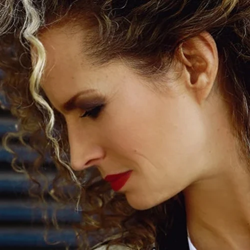 Monika Kruse, Voodooamt